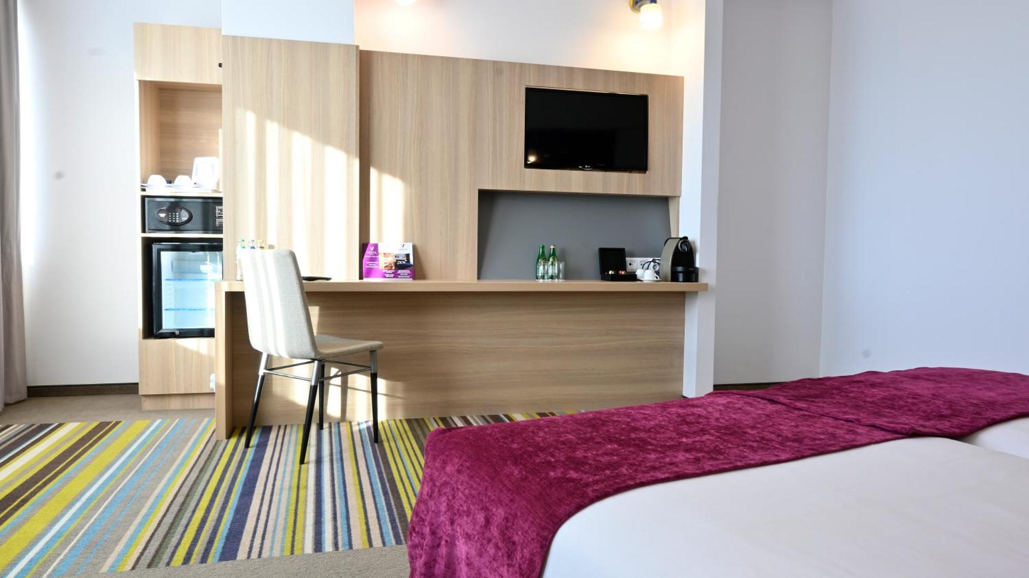 Mercure Piotrków Trybunalski Vestil Exterior foto