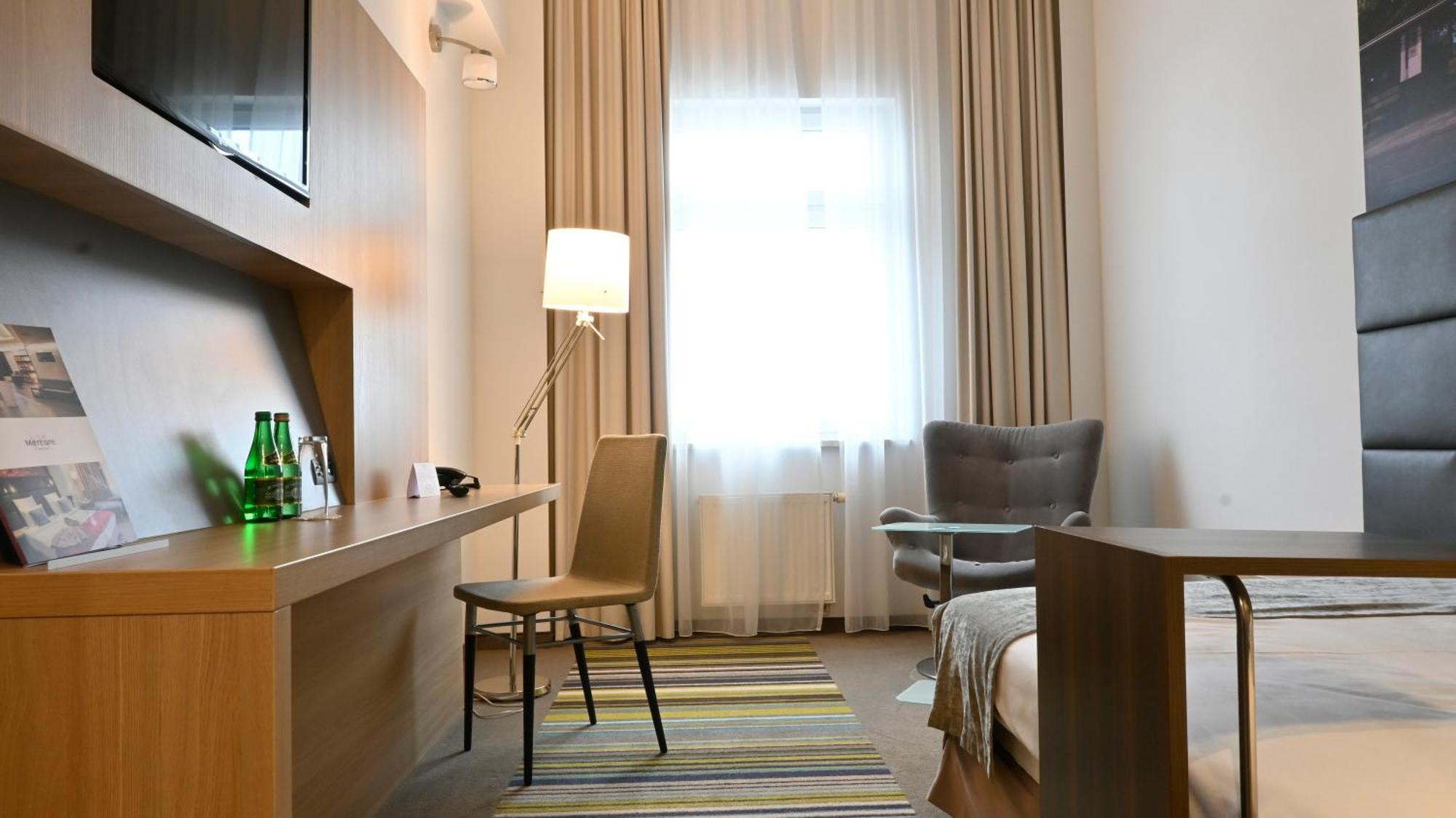 Mercure Piotrków Trybunalski Vestil Exterior foto