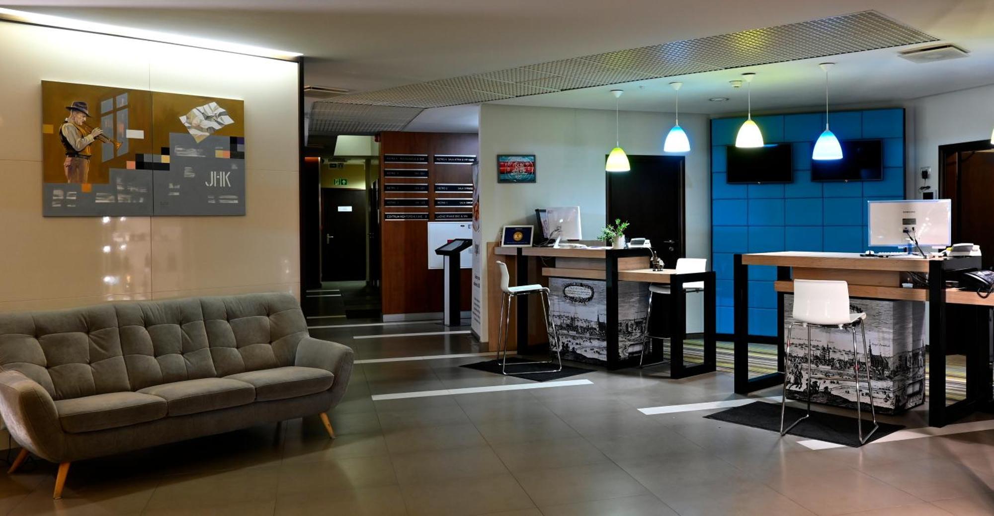 Mercure Piotrków Trybunalski Vestil Exterior foto